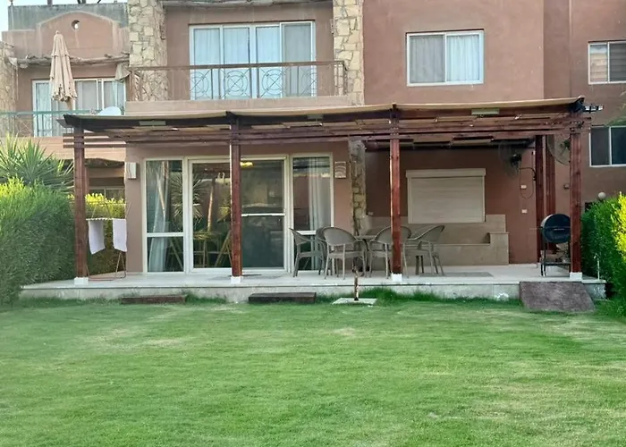 Palermo In Marina Wadi Degla Ain Sokhna With 250 Sqm Private Garden & Near To The Tatil Evi *